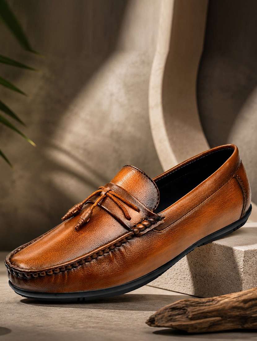 men solid slip on tassel details loafer - 22578951 -  Standard Image - 1