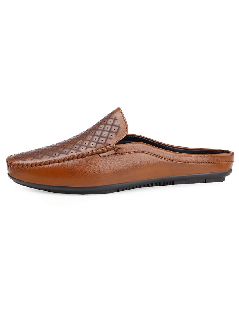 Men Textured Slip On Mule Loafer - 22578974 -  Standard Image - 4