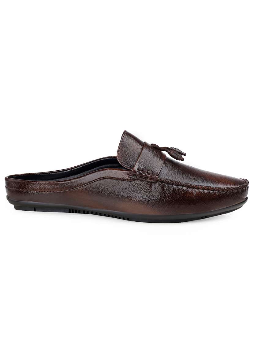 men textured slip on tassel details loafer - 22578978 -  Standard Image - 4