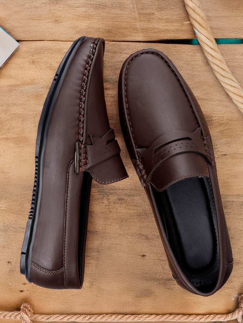 men solid slip on loafer - 22578981 -  Standard Image - 1