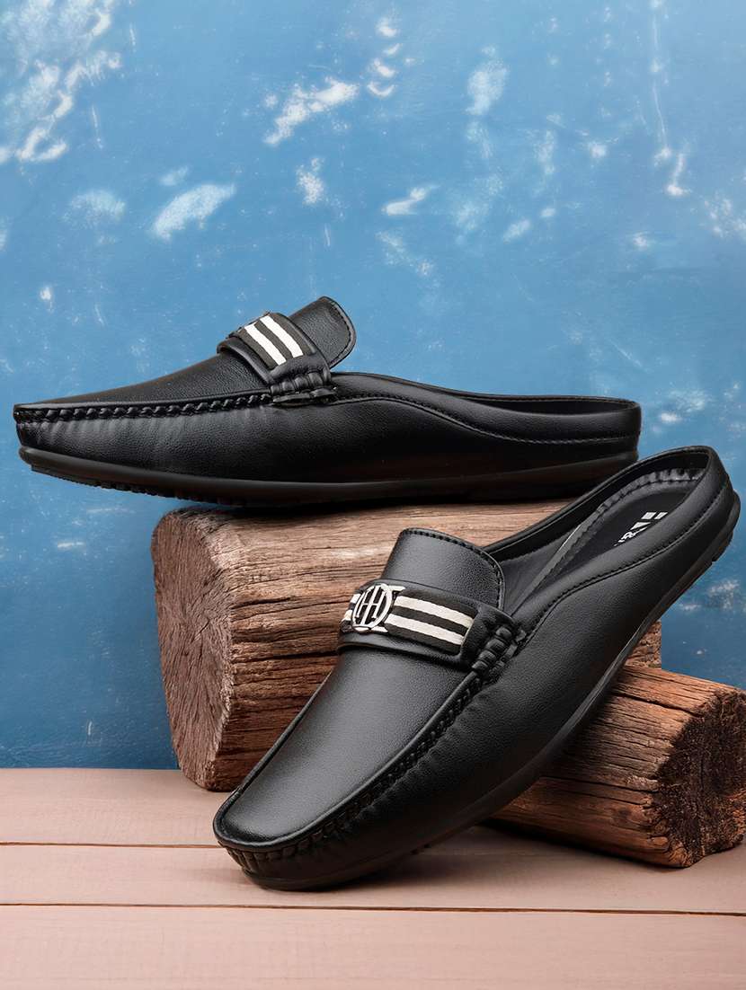 men solid slip on horsebit loafer
