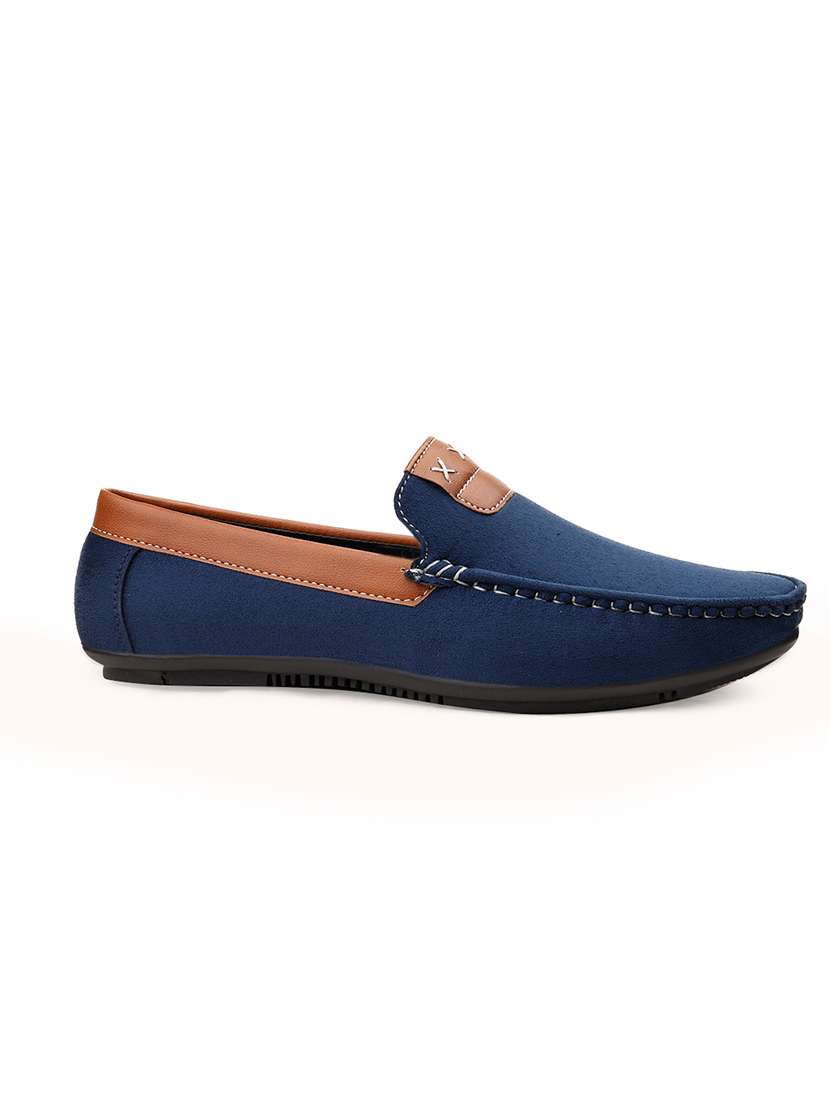 men solid slip on loafer - 22579003 -  Standard Image - 4