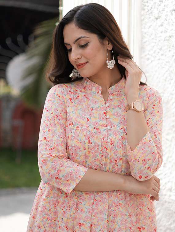 women printed three quarter sleeves kurta pant set - 22579021 -  Standard Image - 1