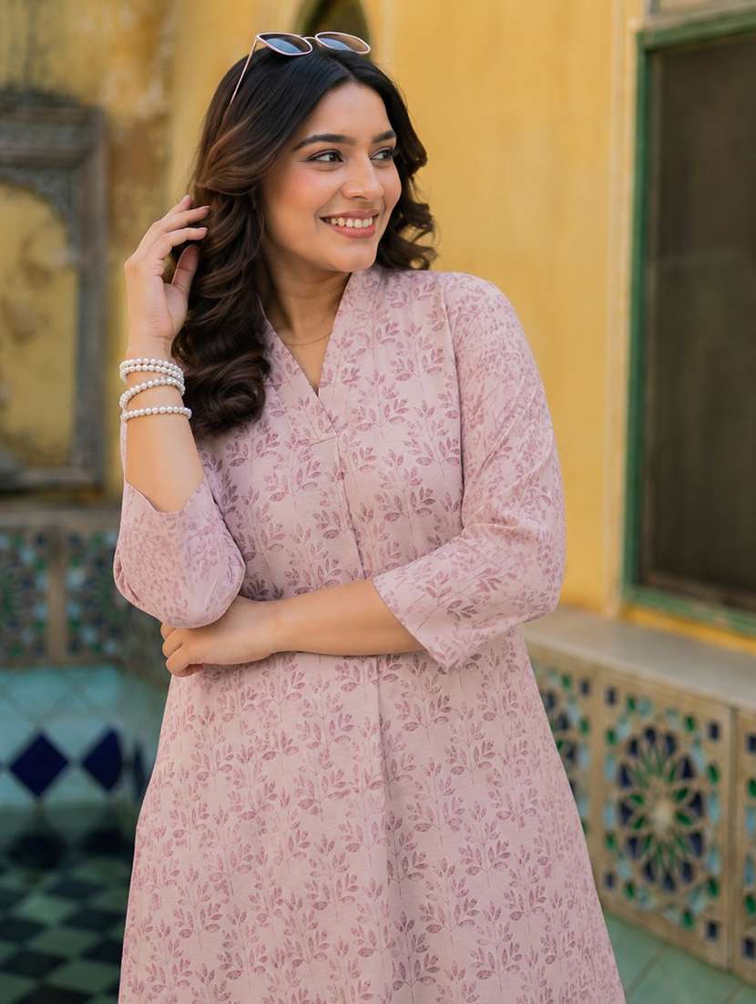 women printed three quarter sleeves kurta pant set - 22579024 -  Standard Image - 1