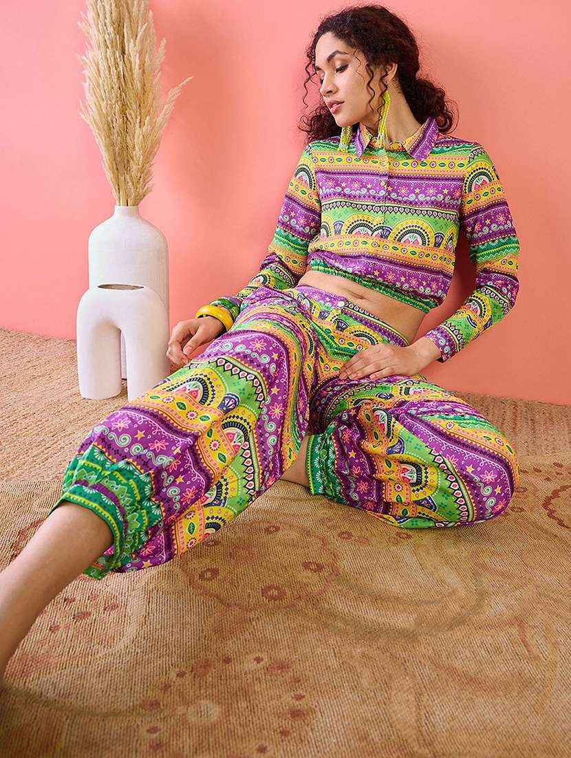 women printed long sleeves shirt and trouser co-ord set - 22579061 -  Standard Image - 4