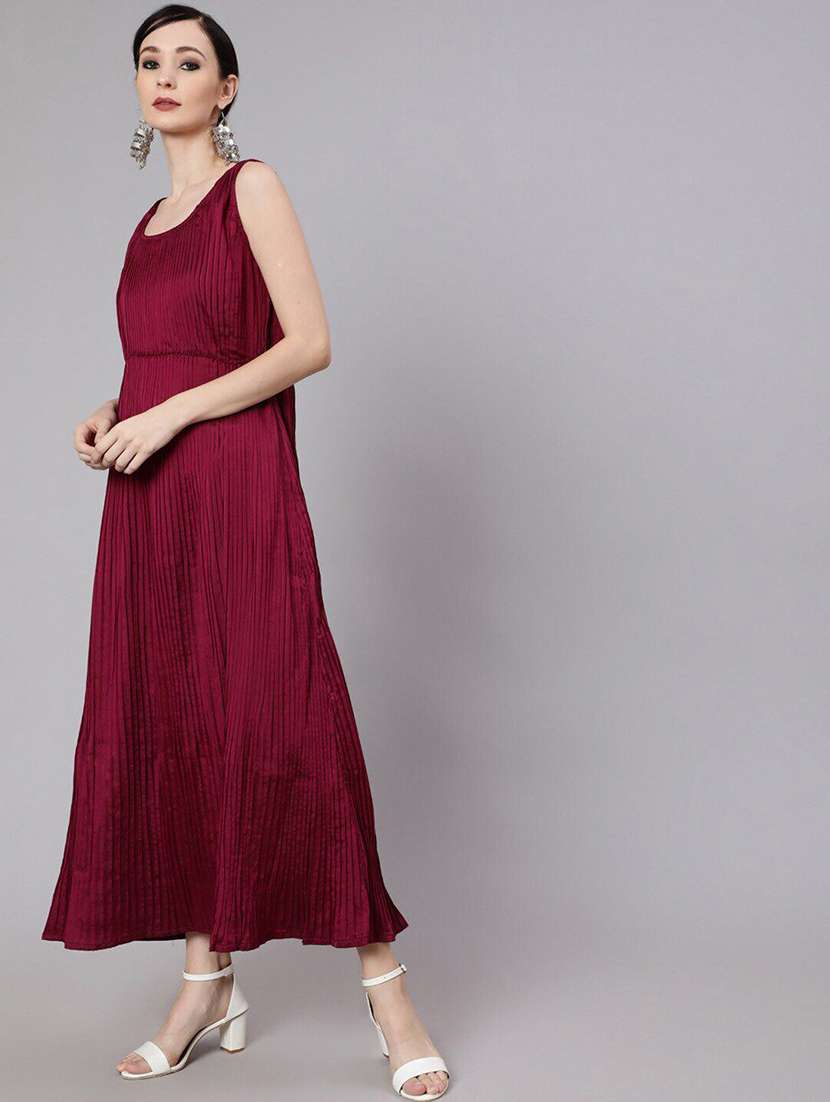 women solid sleeveless fit and flare dress - 22579099 -  Standard Image - 4