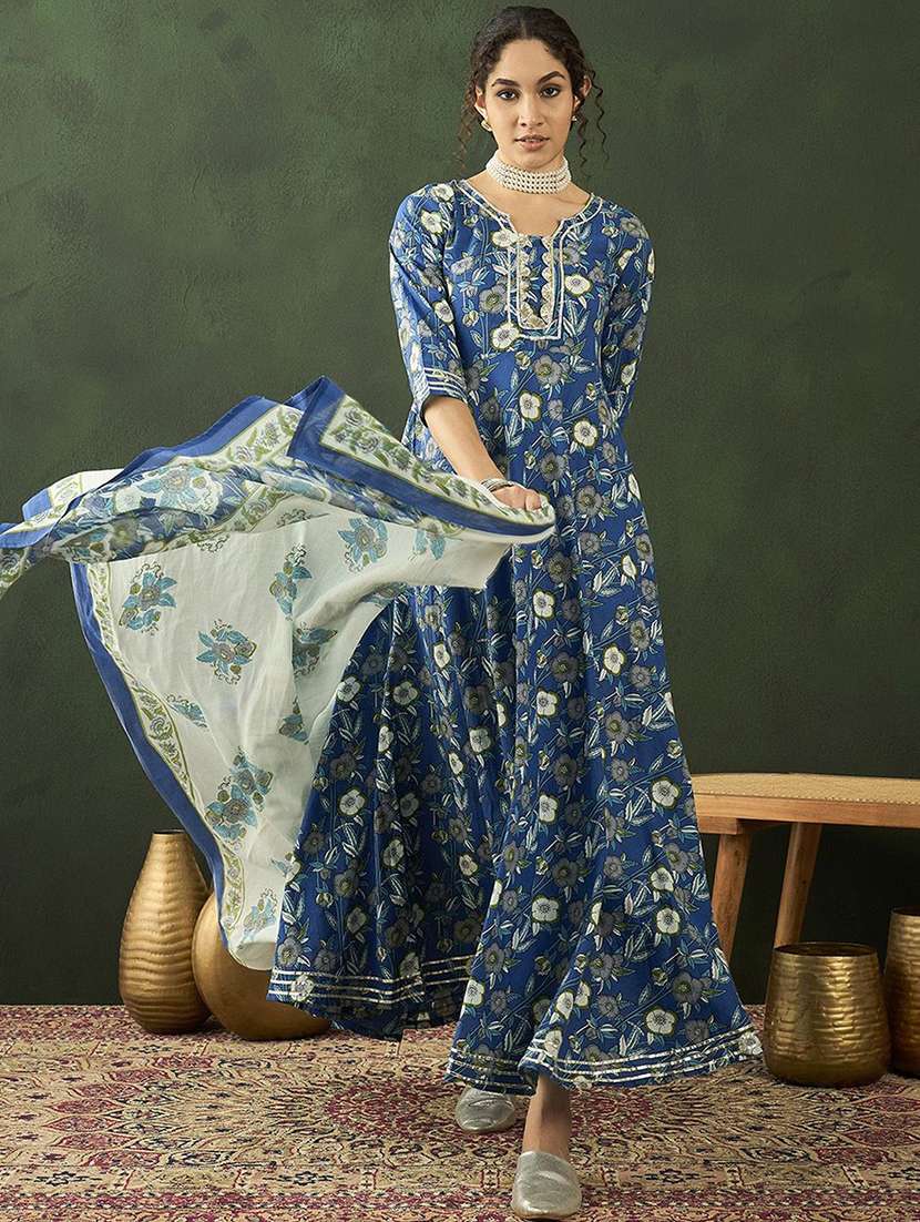 women printed three quarter sleeves kurta dupatta set