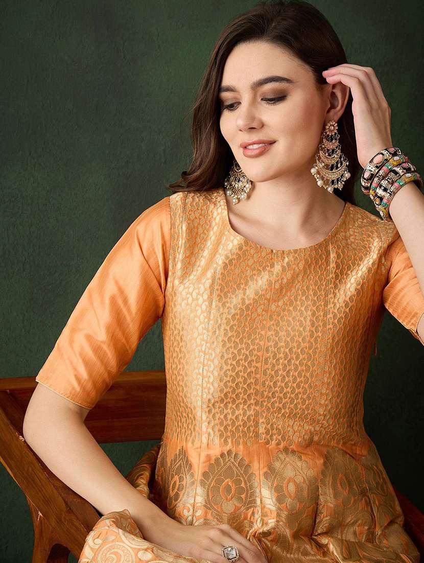Women Self Design Three Quarter Sleeves Anarkali Kurta - 22579132 -  Standard Image - 1