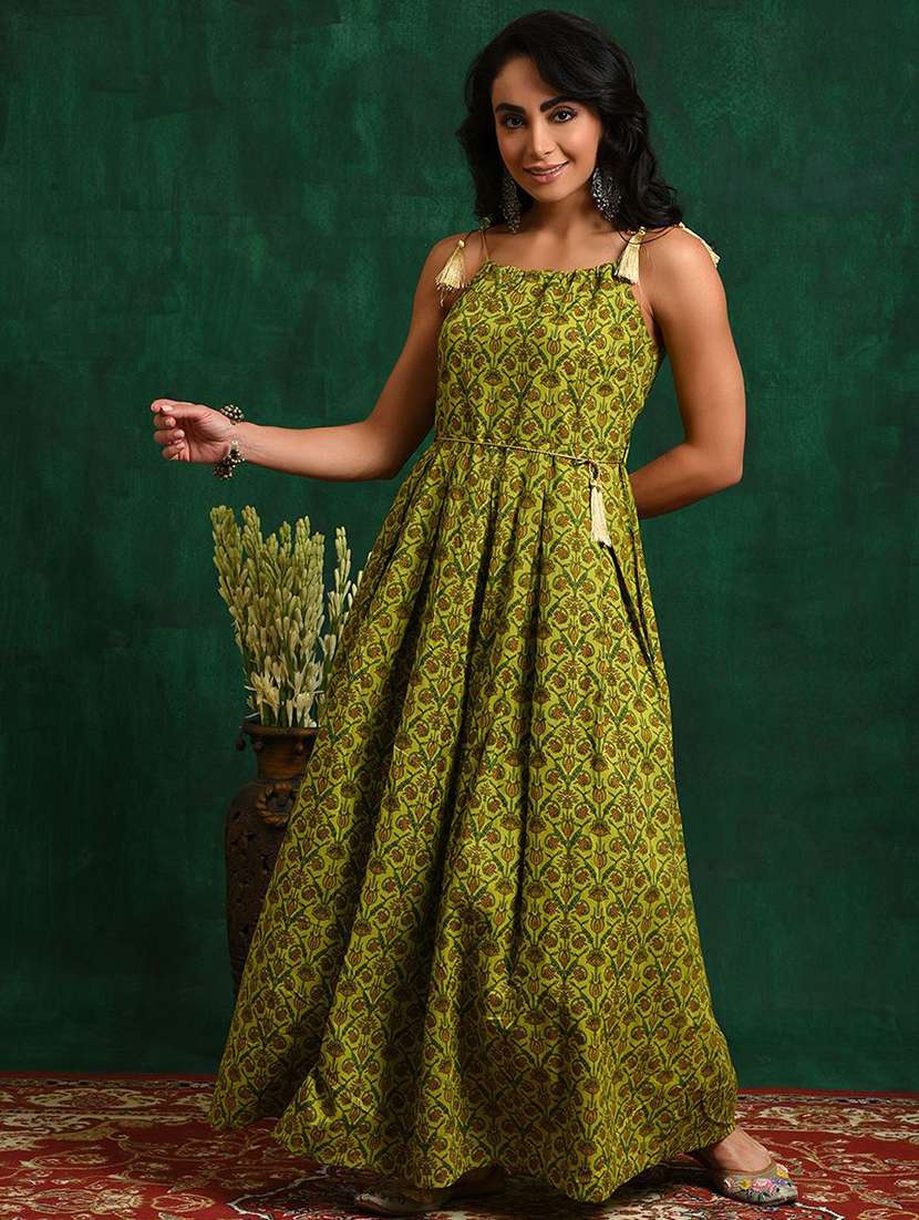 Women Printed Shoulder Strap Fit And Flare Dress - 22579156 -  Standard Image - 4