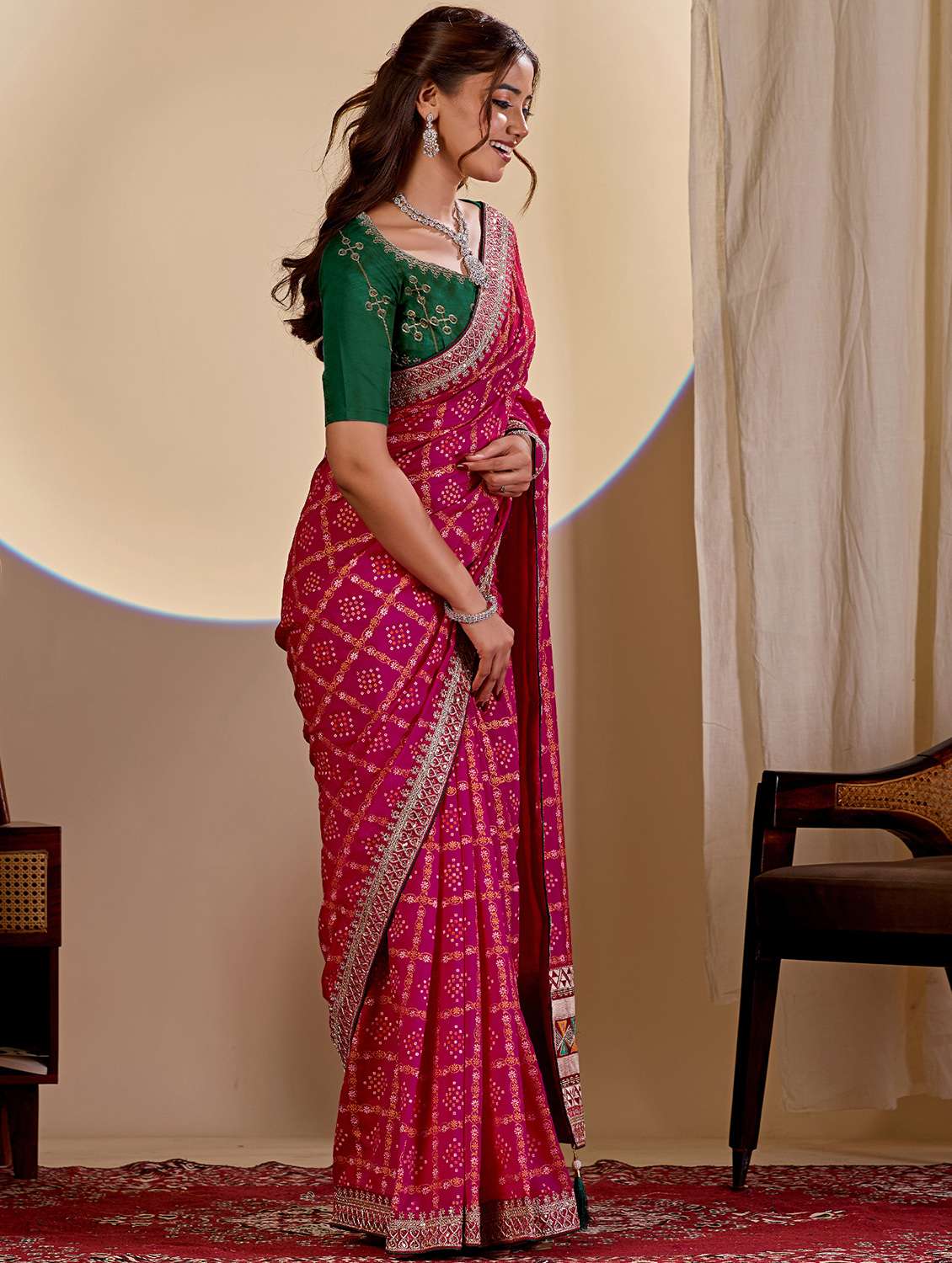 women bandhani printed saree with blouse - 22579274 -  Standard Image - 4