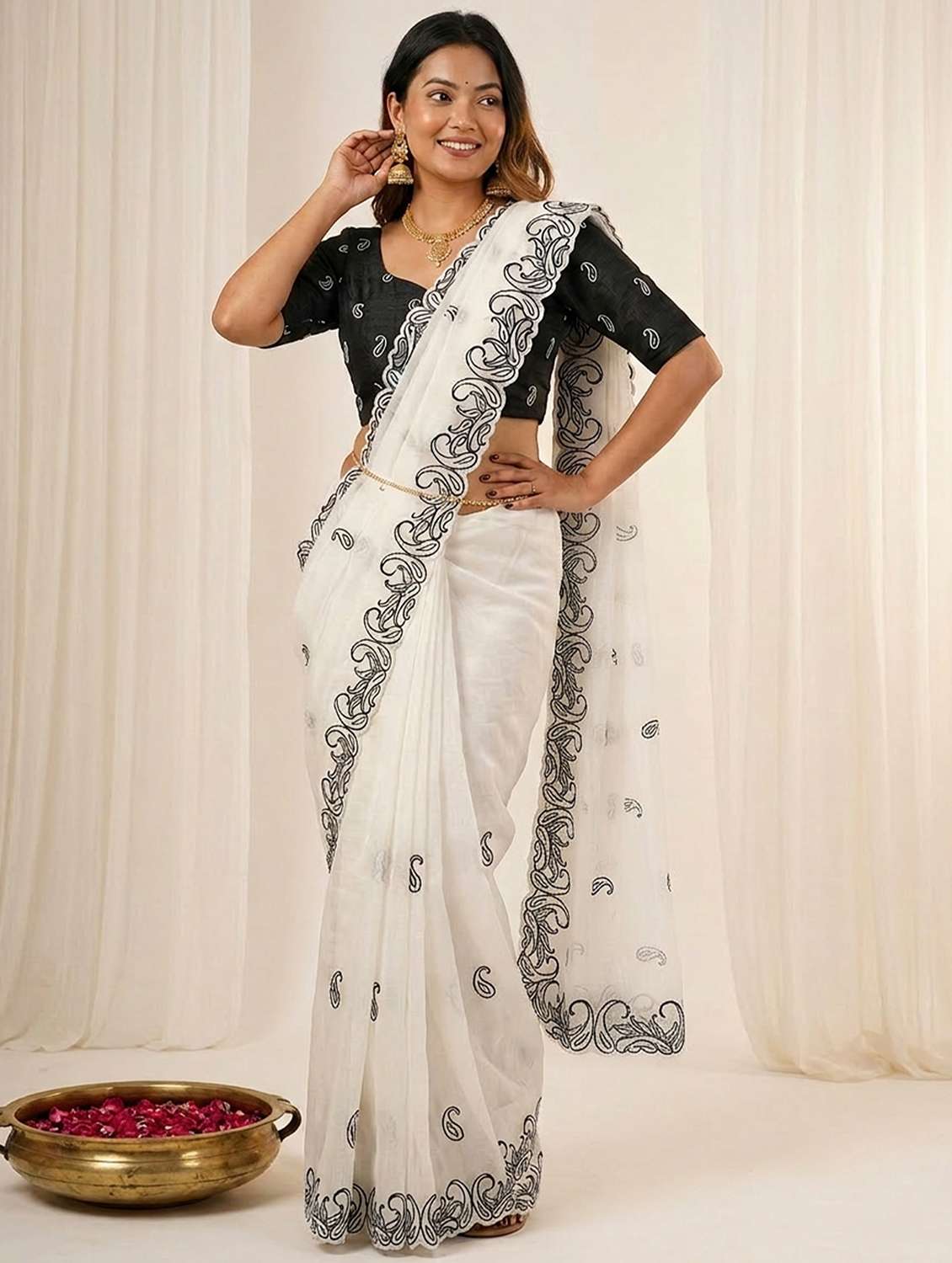 women solid with work embroidered saree with blouse - 22579303 -  Standard Image - 1