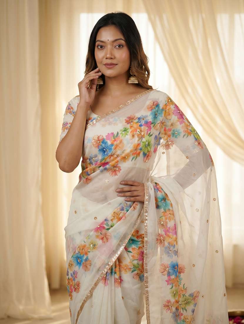 women printed casual wear saree with blouse - 22579323 -  Standard Image - 1