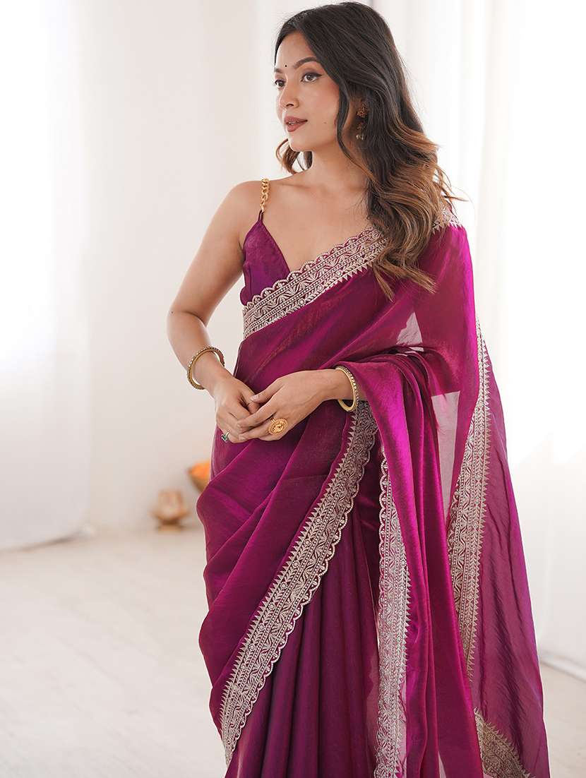 women solid with bordered saree with blouse - 22579351 -  Standard Image - 1