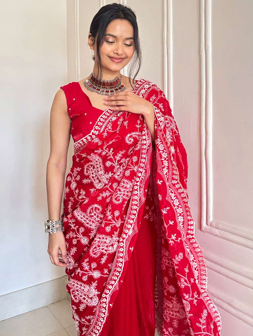 women solid with work embroidered saree with blouse - 22579358 -  Standard Image - 4