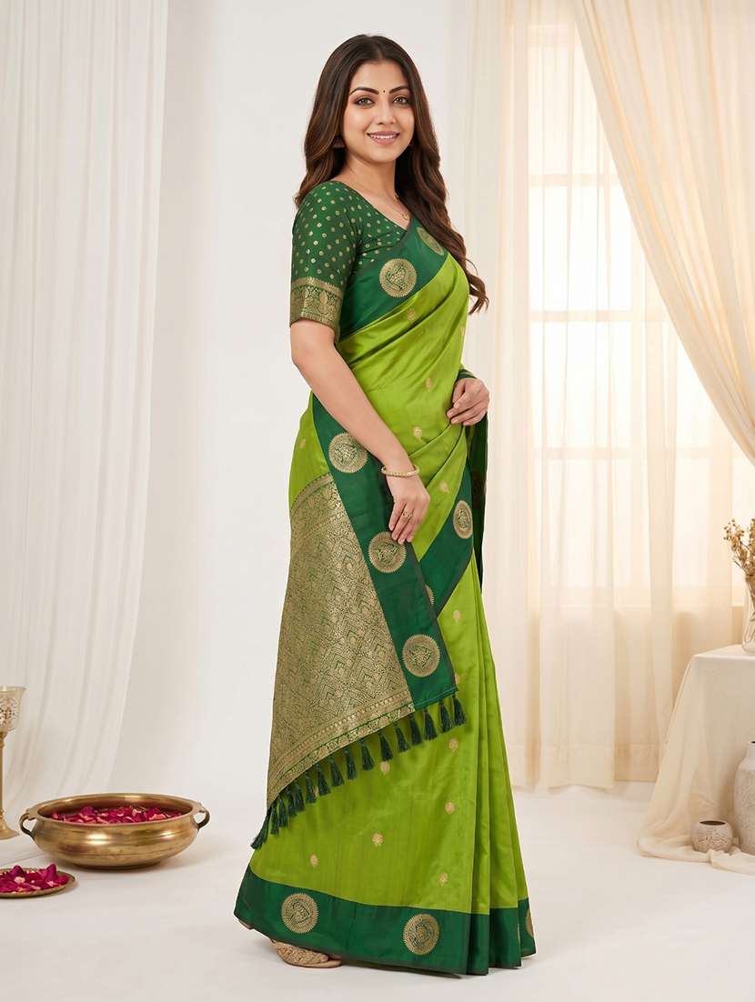 women self design banarasi saree with blouse - 22579372 -  Standard Image - 4