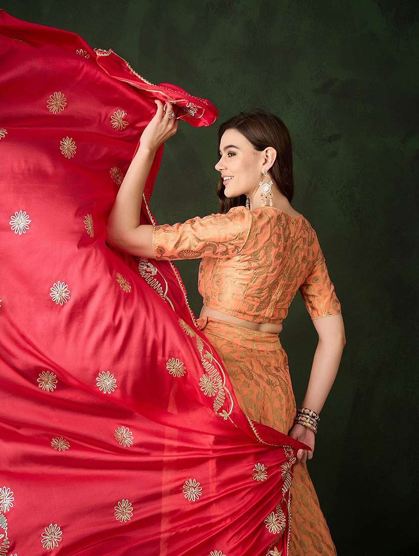 women self design short sleeves lehenga choli set - 22579456 -  Standard Image - 4