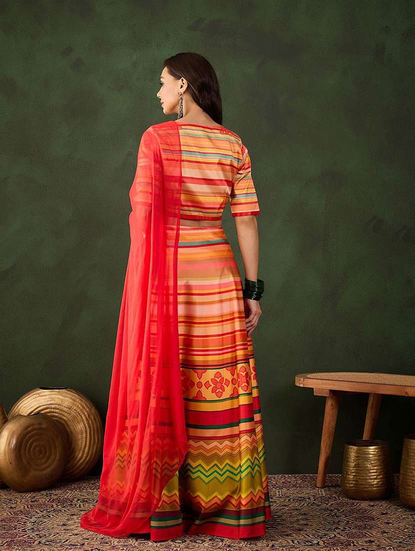 women printed short sleeves lehenga choli set - 22579464 -  Standard Image - 4