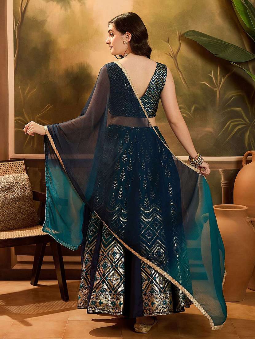 women self design sleeveless lehenga choli set - 22579468 -  Standard Image - 4