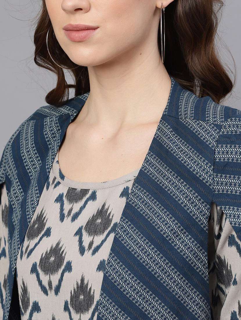 women printed regular shrug - 22579492 -  Standard Image - 1
