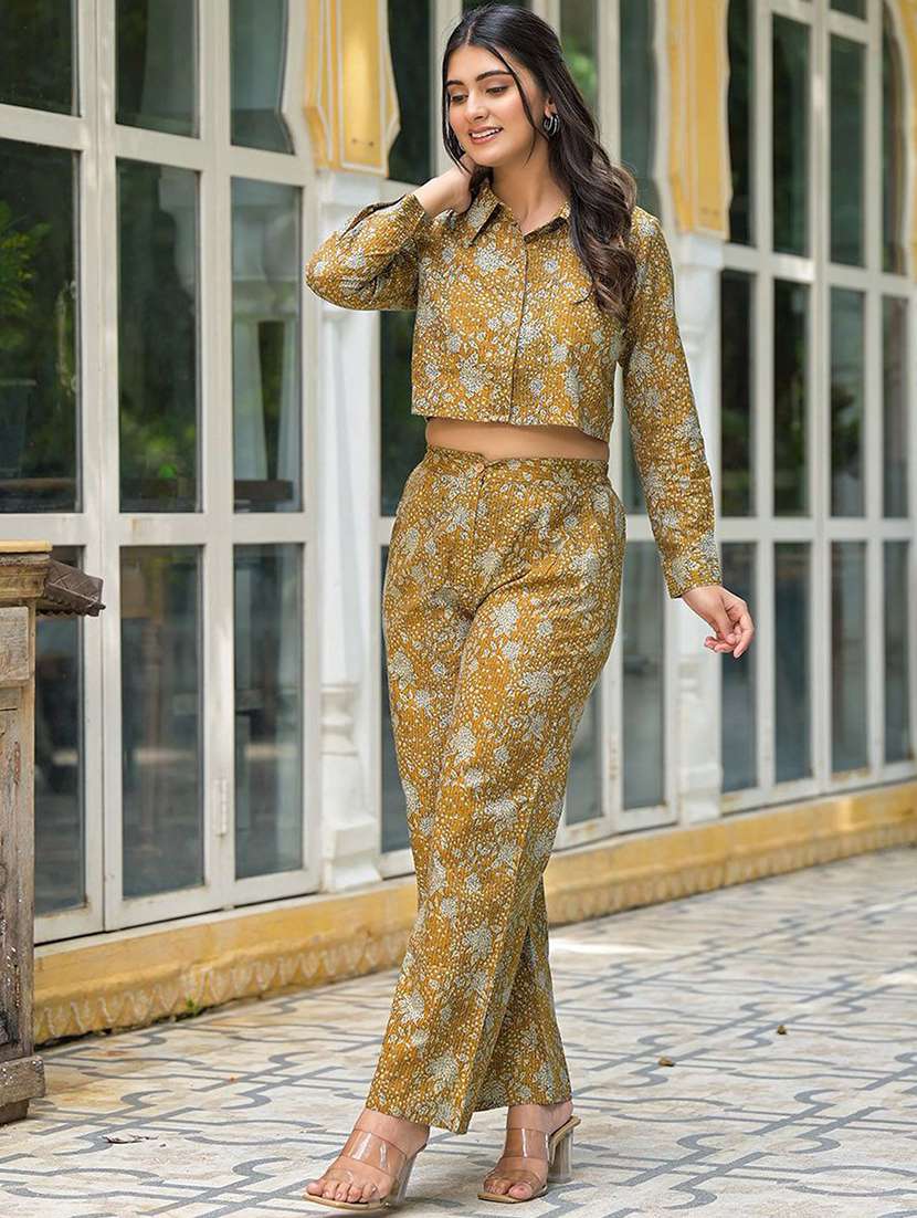 women printed long sleeves shirt and trouser co-ord set - 22579493 -  Standard Image - 4