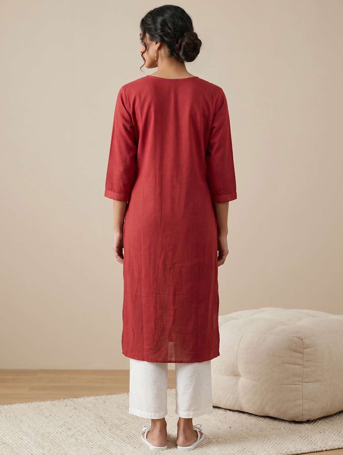 women embroidered three quarter sleeve straight kurta - 22579581 -  Standard Image - 4