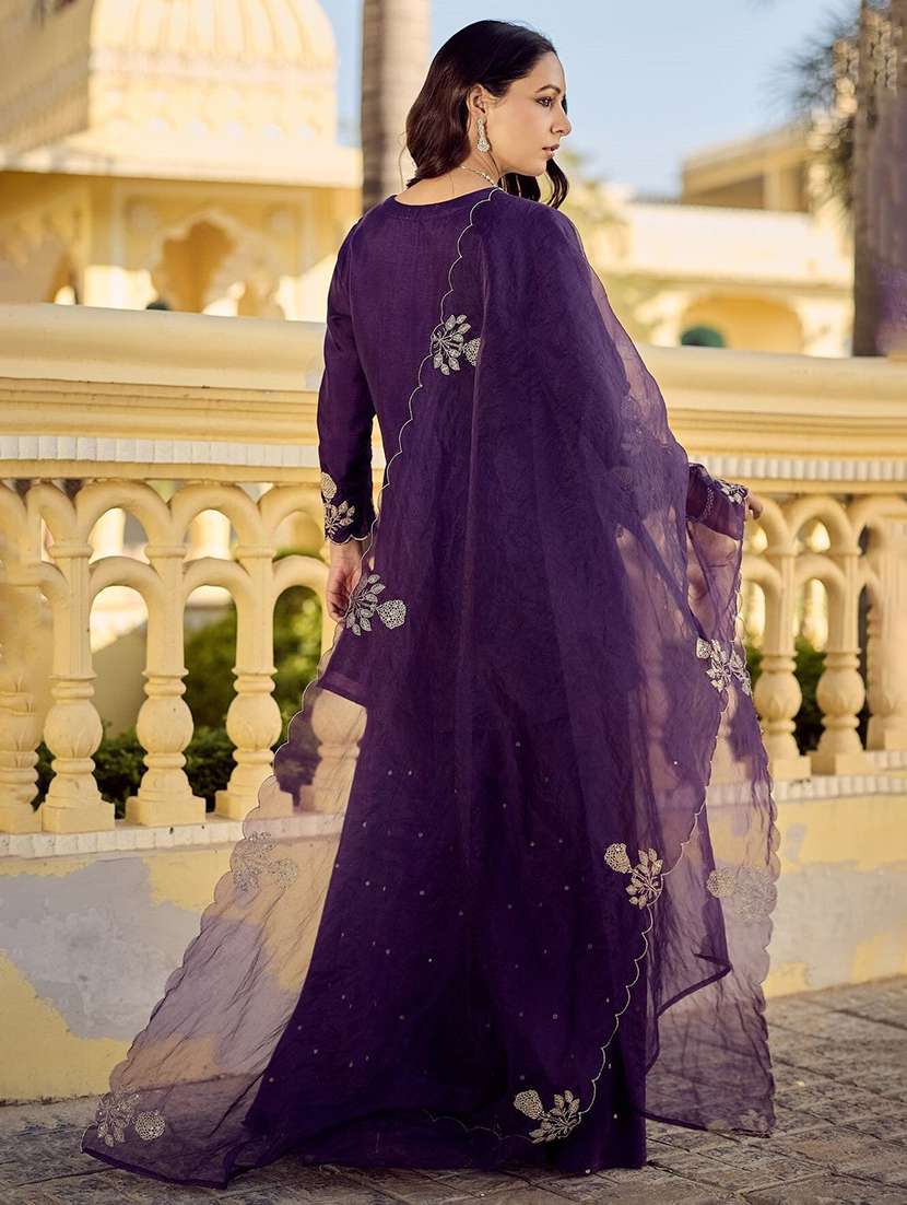 women embroidered three quarter sleeves kurta palazzo set with dupatta - 22579630 -  Standard Image - 4