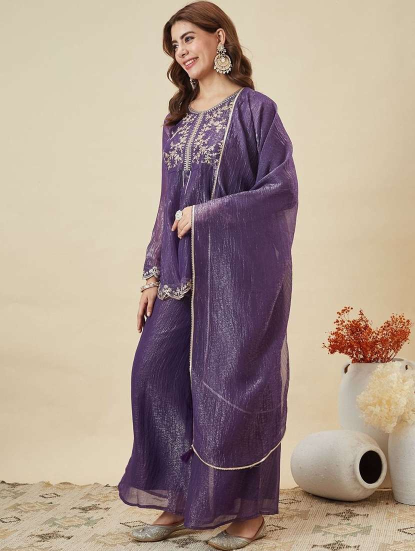 women embroidered long sleeves kurta palazzo set with dupatta - 22579644 -  Standard Image - 4