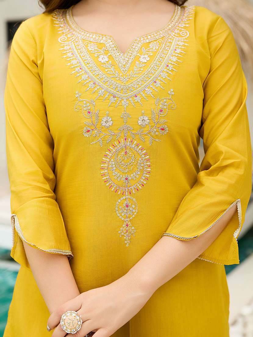 women embroidered three quarter sleeves kurta pant set with dupatta - 22579663 -  Standard Image - 1