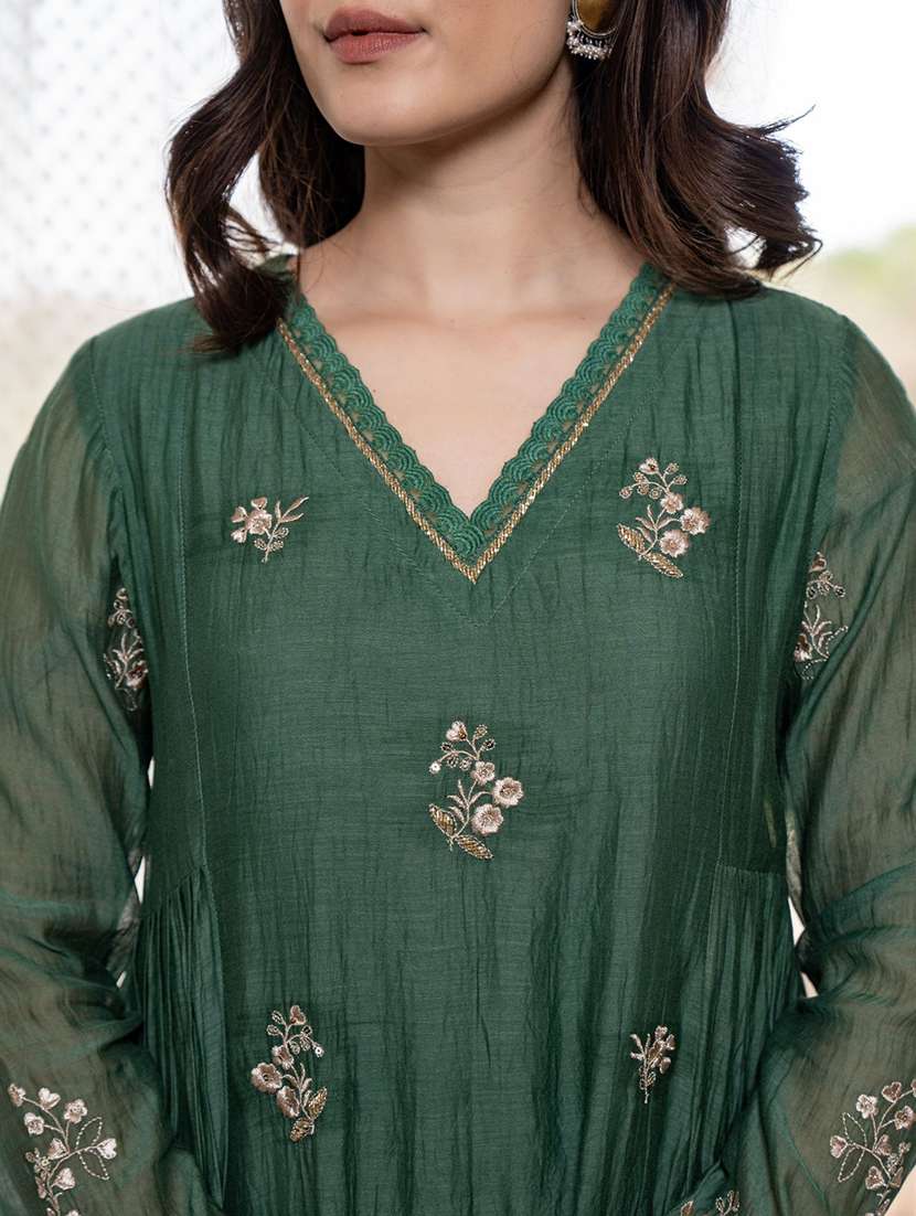 women embroidered long sleeves kurta and pant set with dupatta - 22579675 -  Standard Image - 1