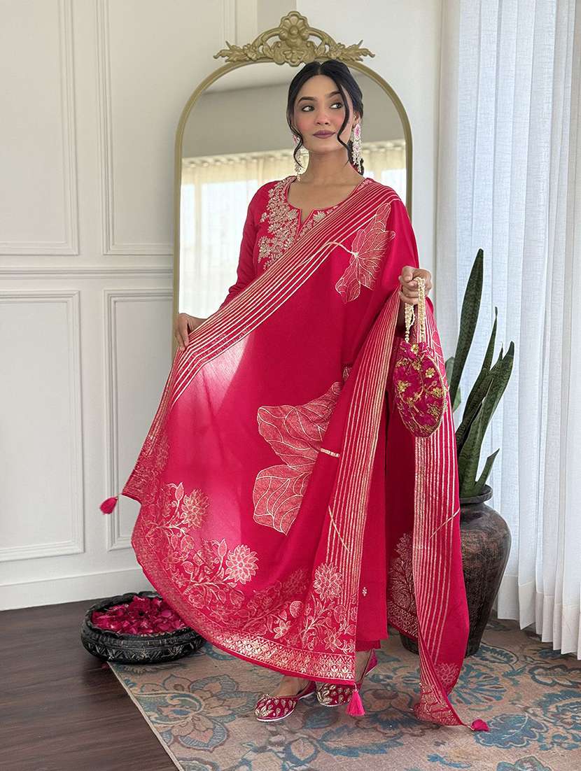 women embroidered three quarter sleeves kurta pant set with dupatta - 22579693 -  Standard Image - 4