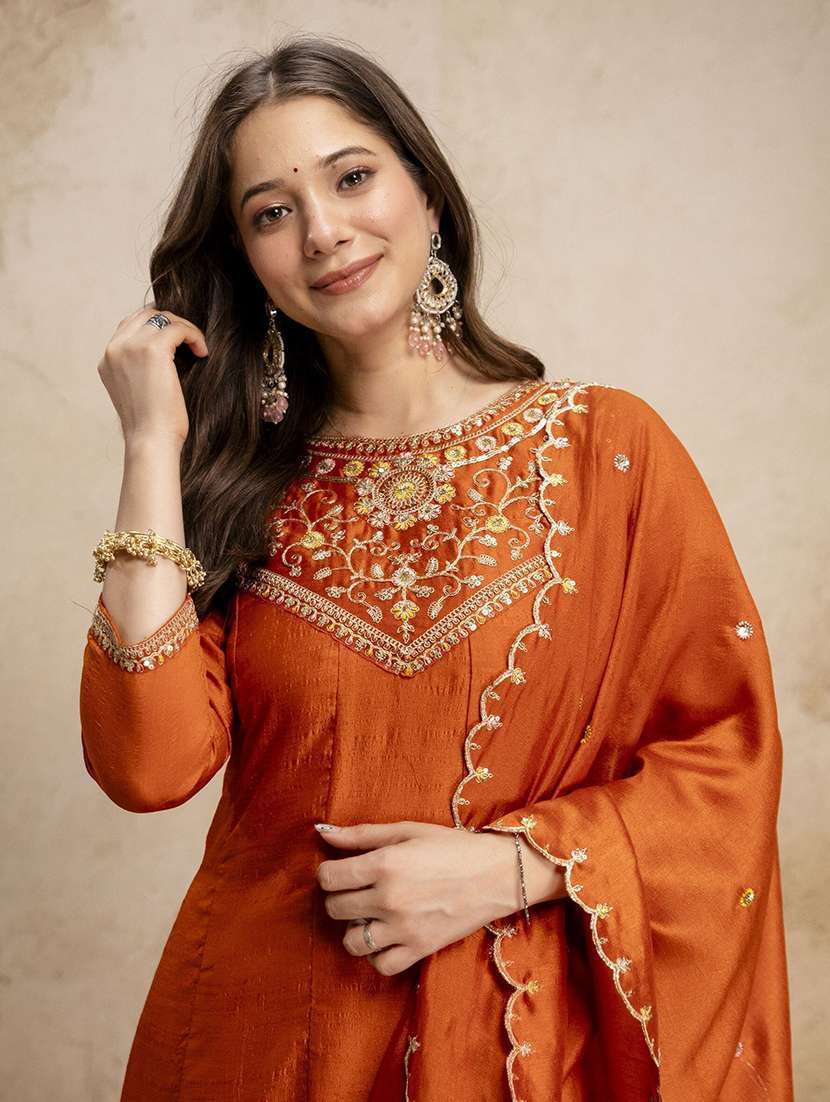 women embroidered three quarter sleeves kurta pant set with dupatta - 22579723 -  Standard Image - 1