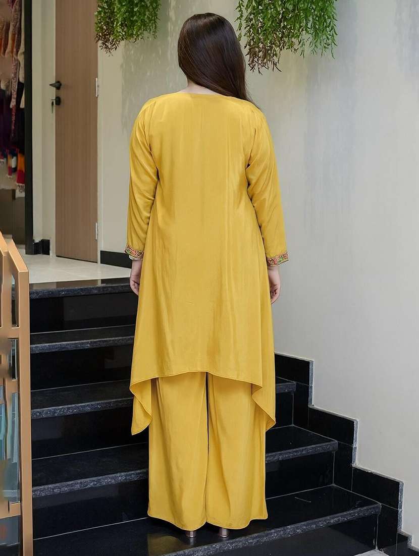 women embroidered three quarter sleeves kurta palazzo set  - 22579737 -  Standard Image - 4