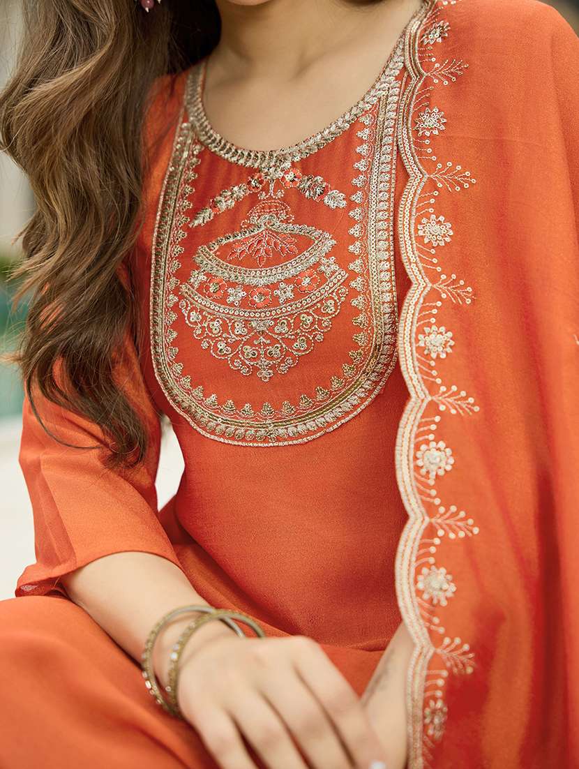 women embroidered three quarter sleeves kurta pant set with dupatta - 22579739 -  Standard Image - 1