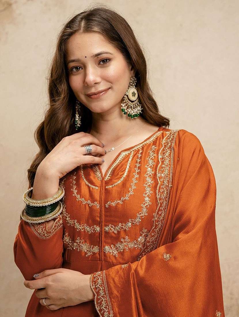 women embroidered three quarter sleeves kurta pant set with dupatta - 22579900 -  Standard Image - 1