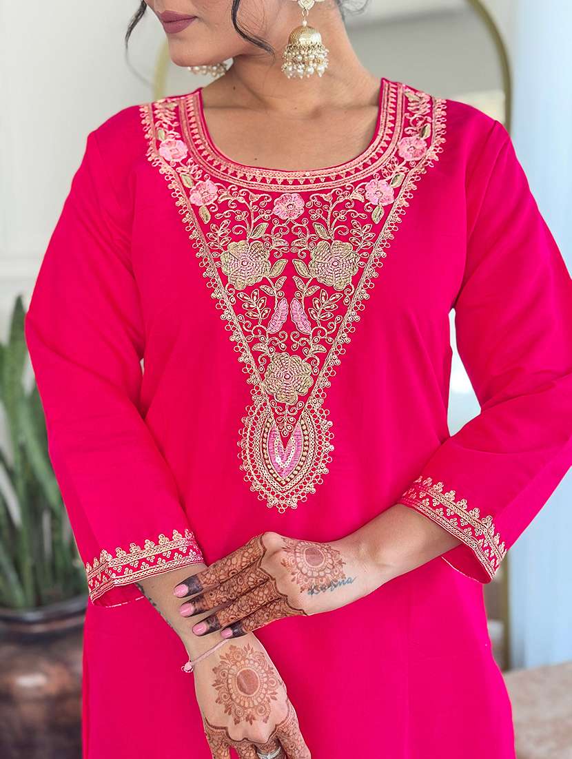 women embroidered three quarter sleeves kurta pant set with dupatta - 22579923 -  Standard Image - 1