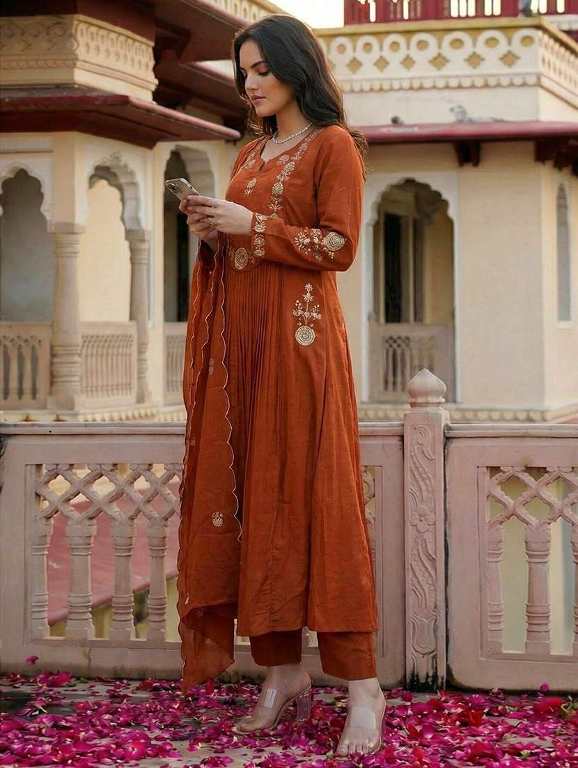 women embroidered long sleeves kurta pant set with dupatta - 22579930 -  Standard Image - 1