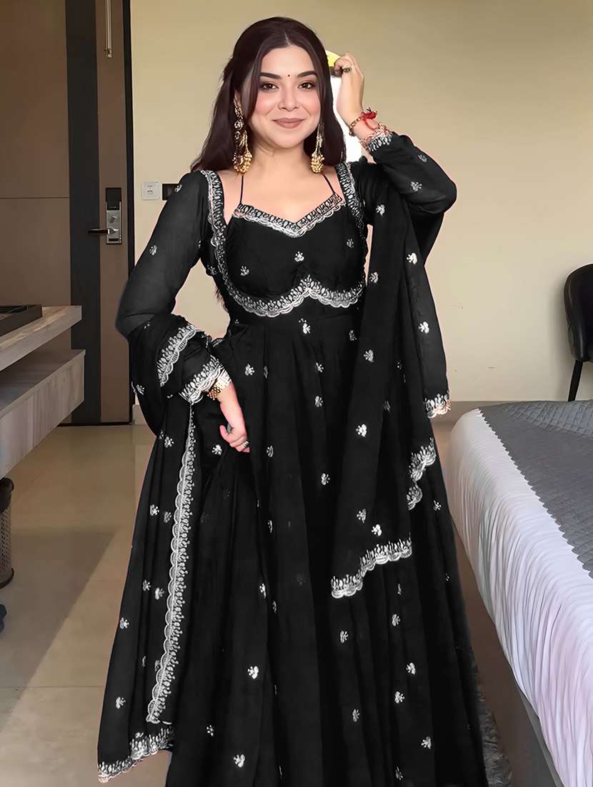 women embroidered long sleeves kurta dupatta set - 22579931 -  Standard Image - 1