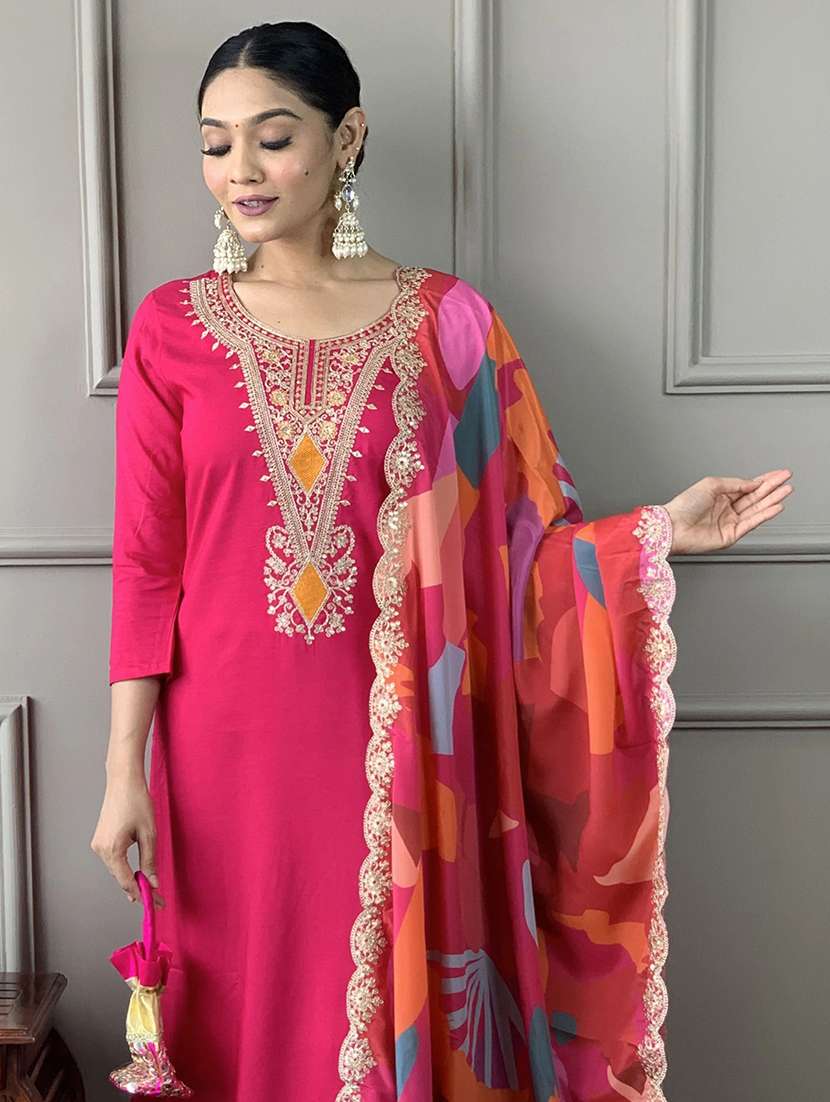 women embroidered three quarter sleeves kurta pant set with dupatta - 22580074 -  Standard Image - 1