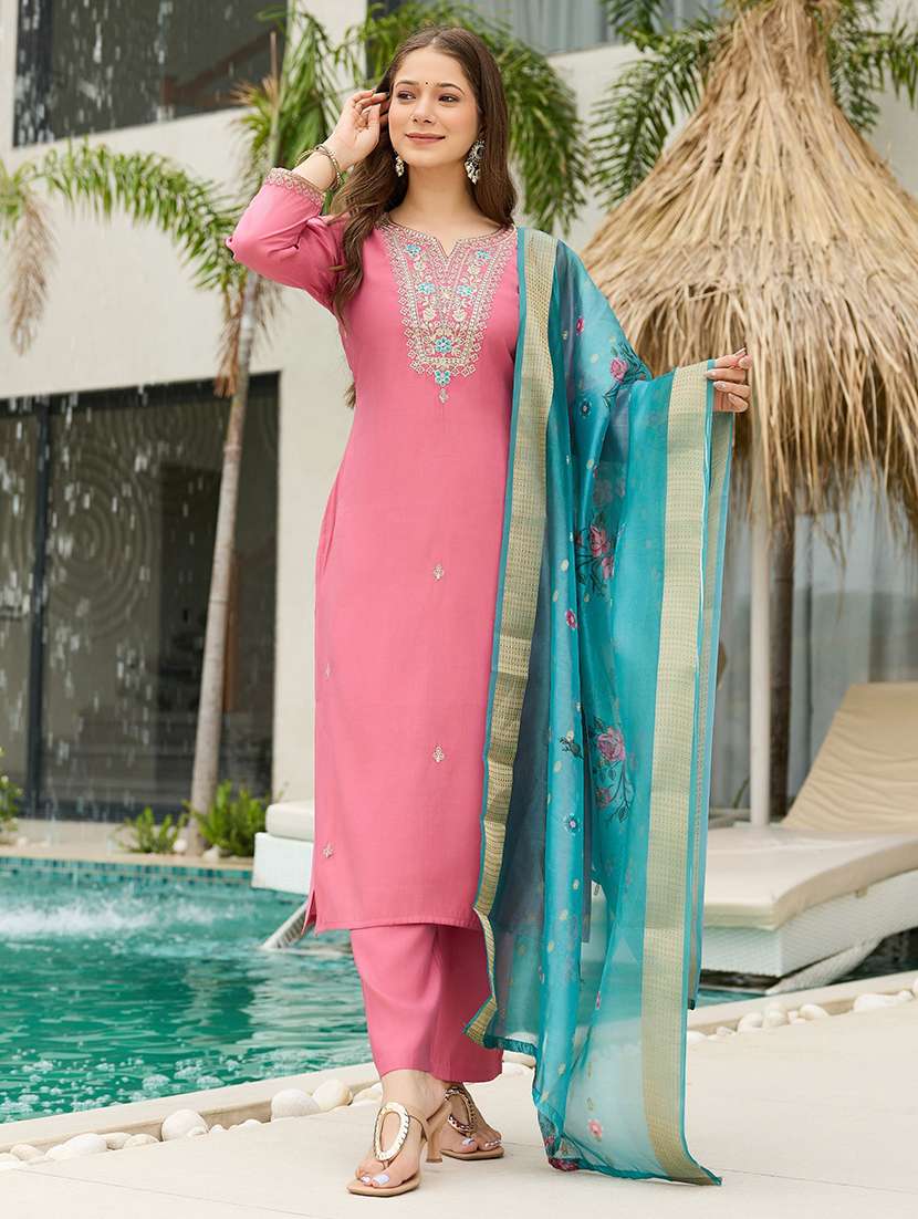 women embroidered three quarter sleeves kurta pant set with dupatta