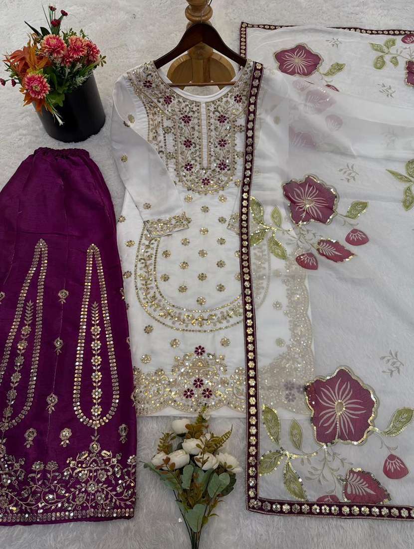 Women Embroidered Long Sleeves Kurta Palazzo Set With Dupatta - 22580092 -  Standard Image - 4