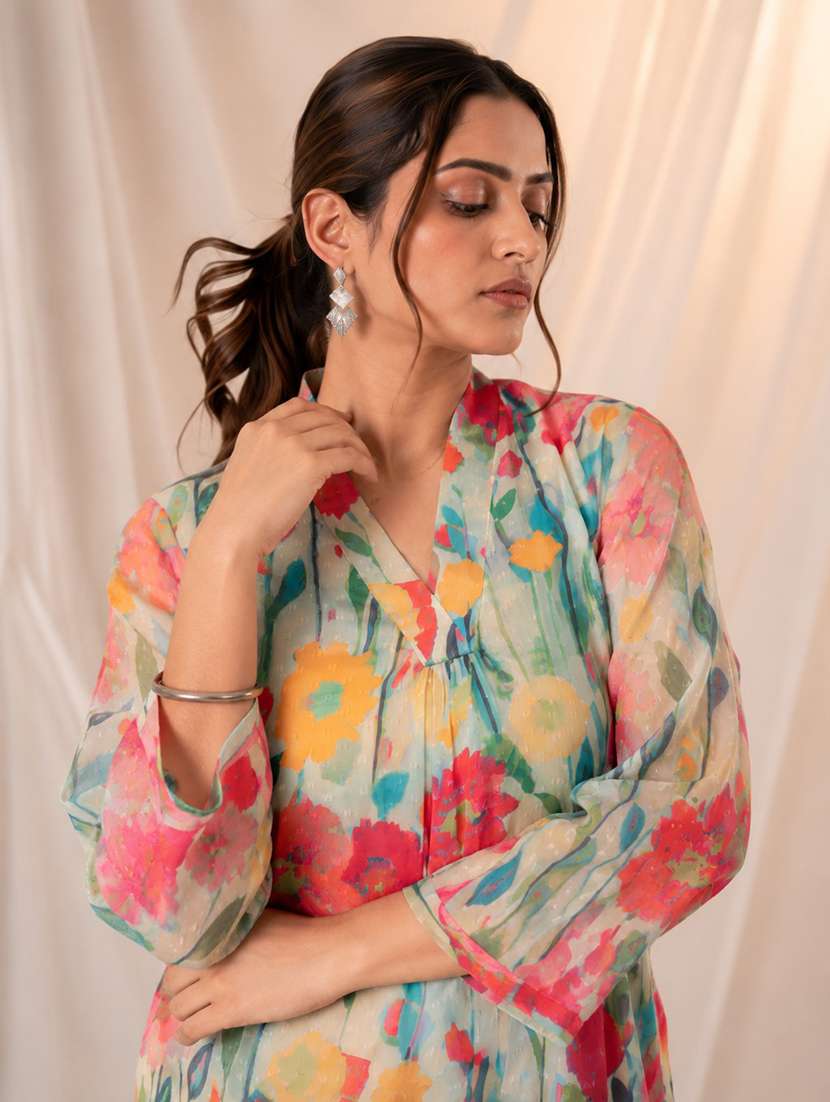 women printed three quarter sleeves kurta and pant set - 22580473 -  Standard Image - 1