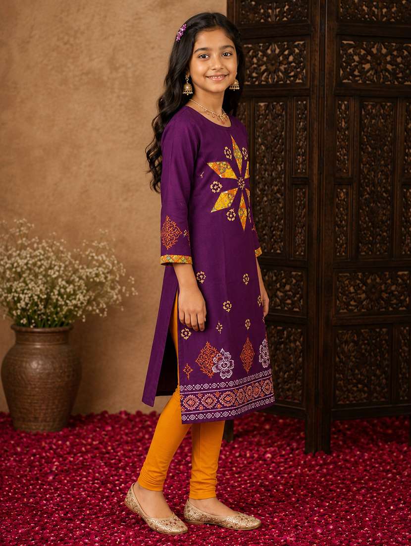 girls printed three quarter sleeves straight kurta - 22580665 -  Standard Image - 4