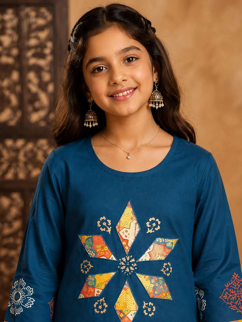 girls printed three quarter sleeves straight kurta - 22580666 -  Standard Image - 1