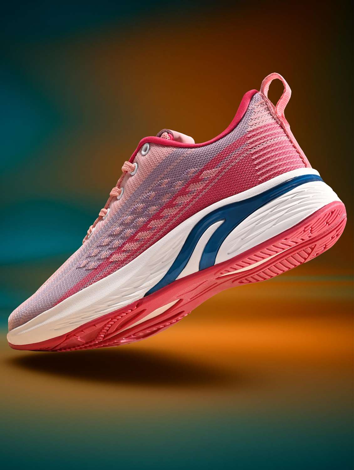 women textured lace up sports shoes