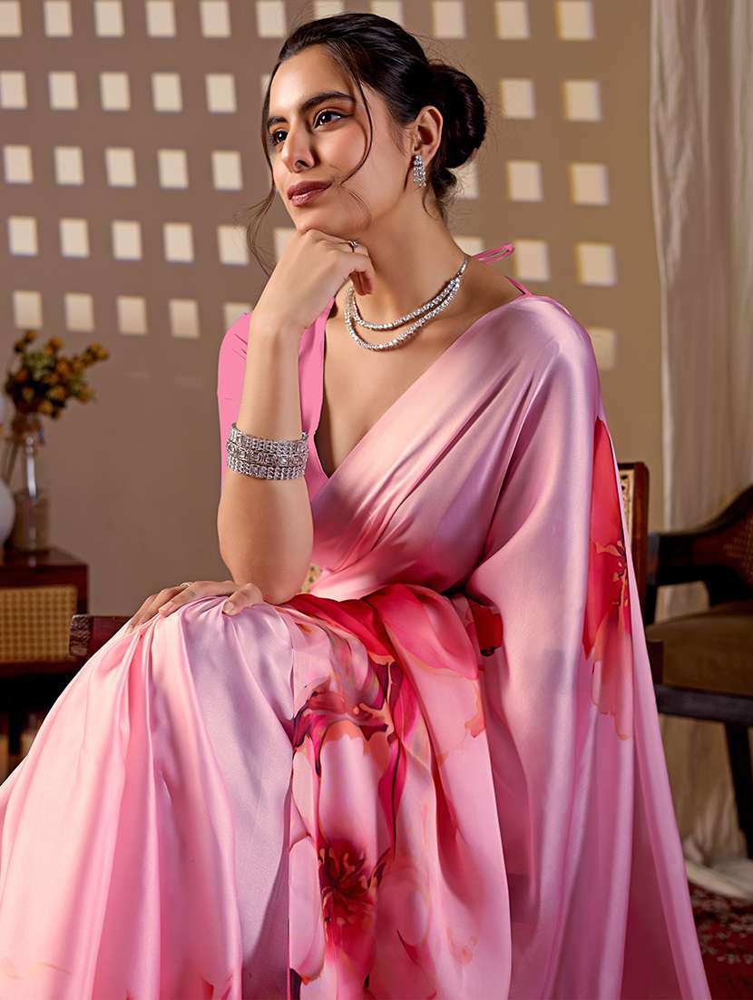 women printed casual wear saree with blouse - 22581466 -  Standard Image - 1