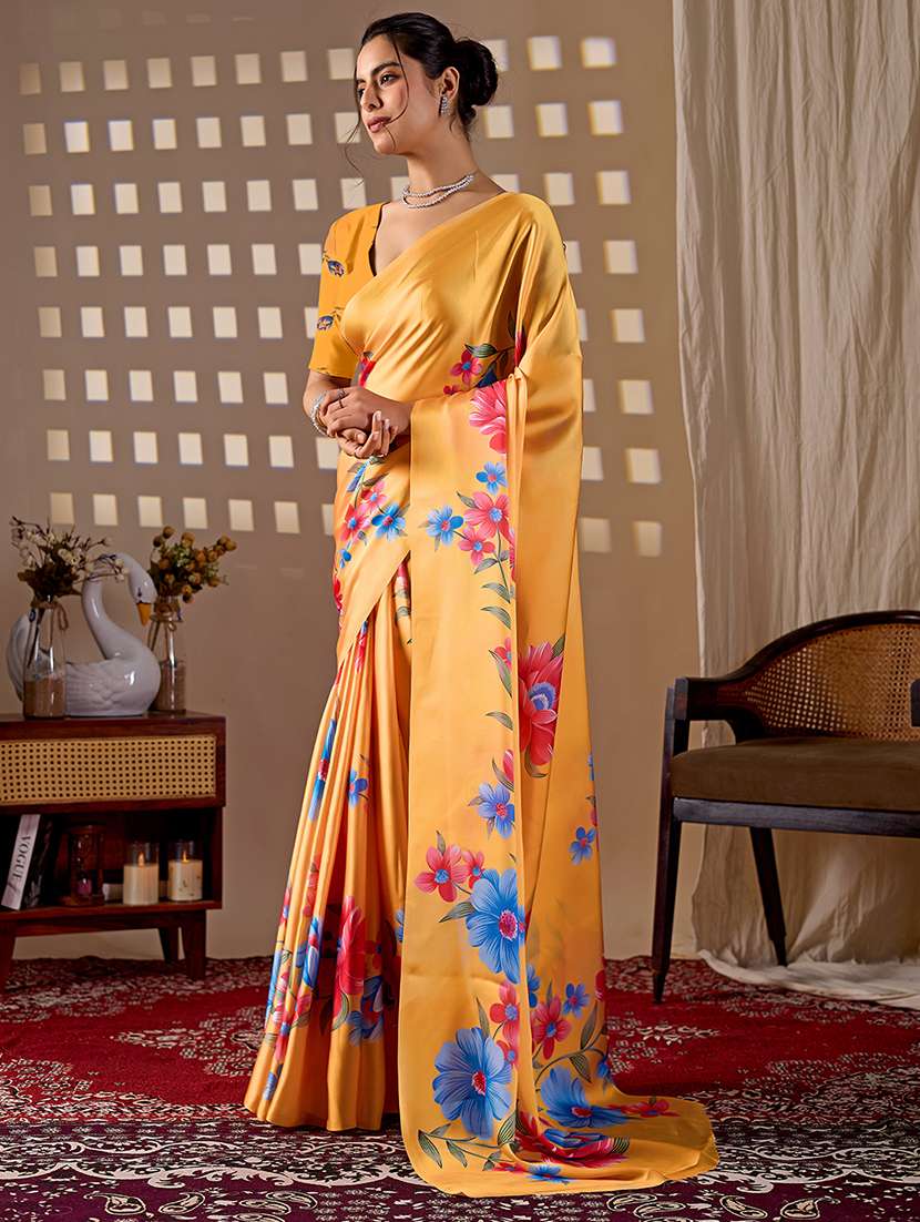 women printed casual wear saree with blouse - 22581472 -  Standard Image - 1