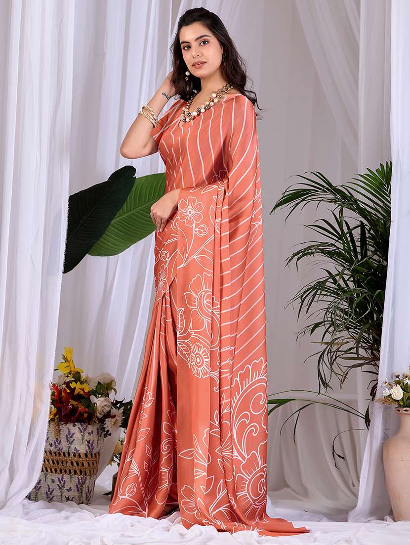 women printed casual wear saree with blouse - 22581479 -  Standard Image - 1
