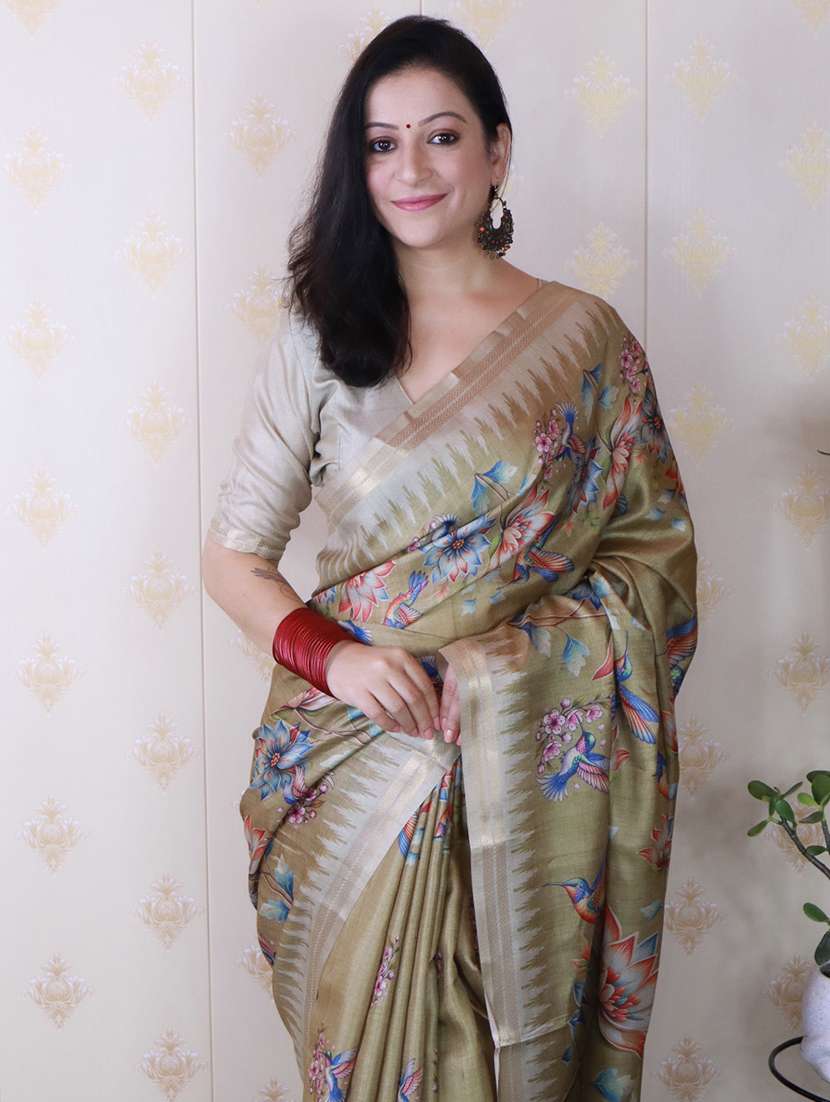 women printed casual wear saree with blouse - 22581537 -  Standard Image - 1