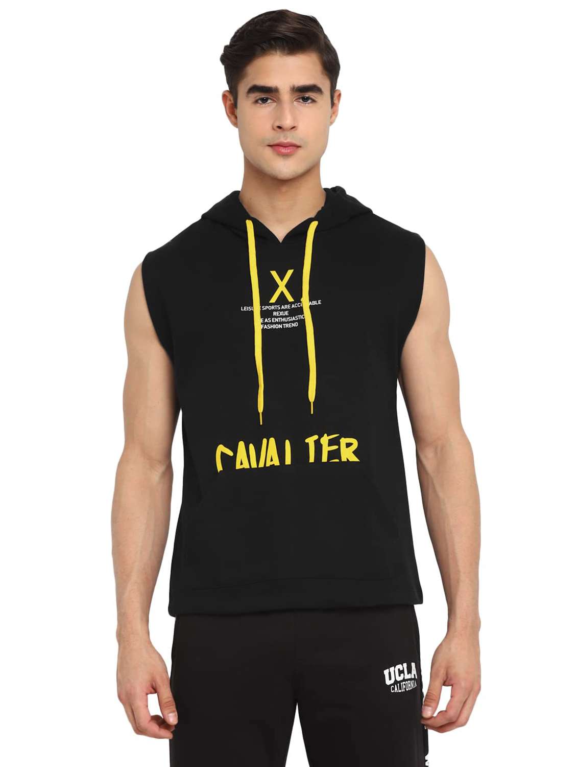 men printed sleeveless hooded t-shirt