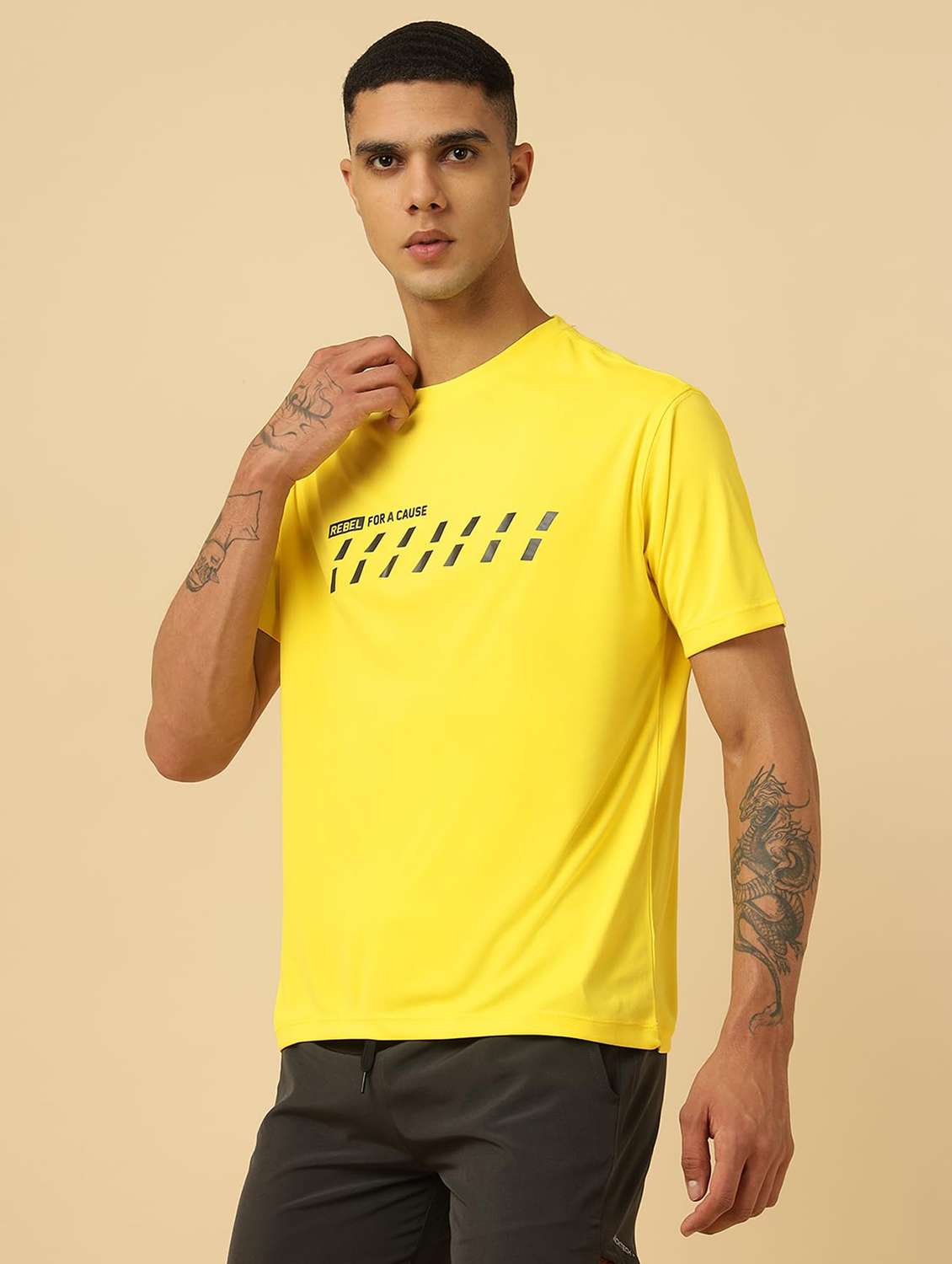 Men Printed Short Sleeves Regular Fit T-shirt - 22581800 -  Standard Image - 1